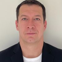 Headshot of Fernando Andrade